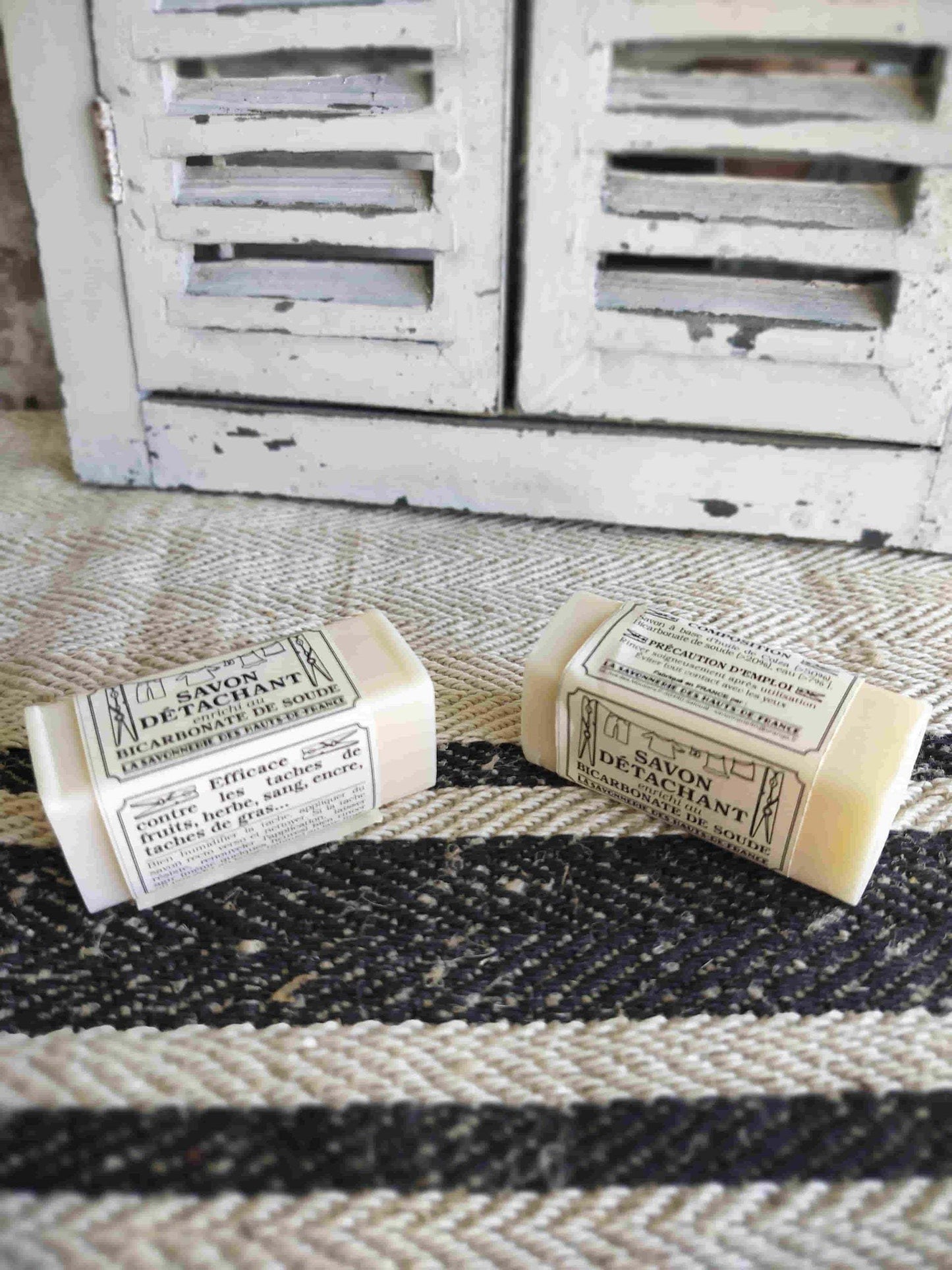 Natural French Soap Bar for effective laundry stain removal with bicarbonate of soda ingredients