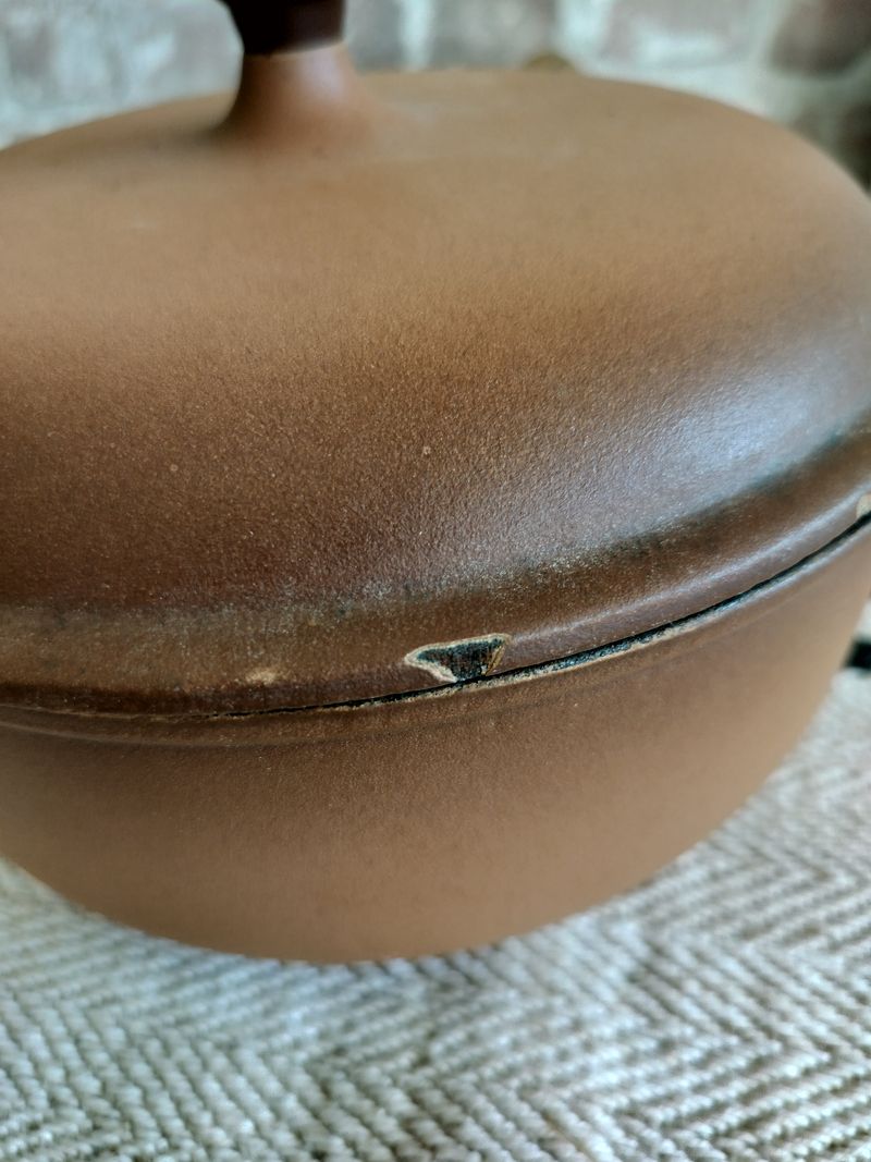 Antique Hazelnut Le Creuset Pan with lip & lid