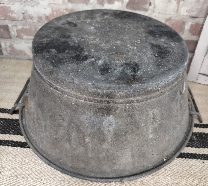 Antique French Galvanised Zinc Washtub with Handles