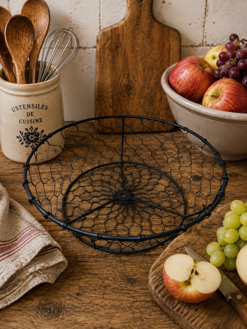 French Farmhouse Wire Fruit Basket | Rustic Black Kitchen Storage Bowl | Country Cottage Fruit Bowl