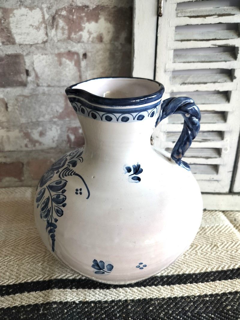 Vintage Handmade Puente de Arzobispo Jug