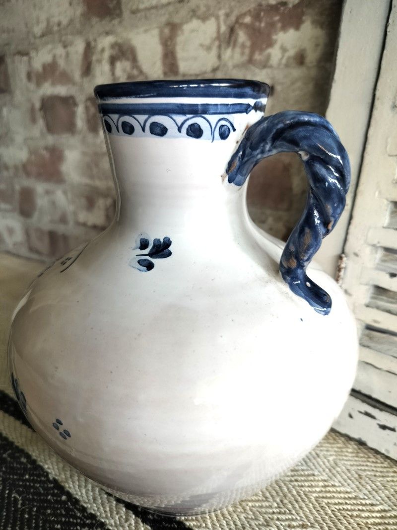 Vintage Handmade Puente de Arzobispo Jug