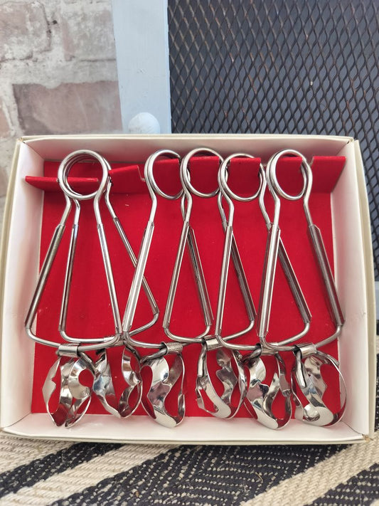 Set of 6 Vintage French Snail Tongs