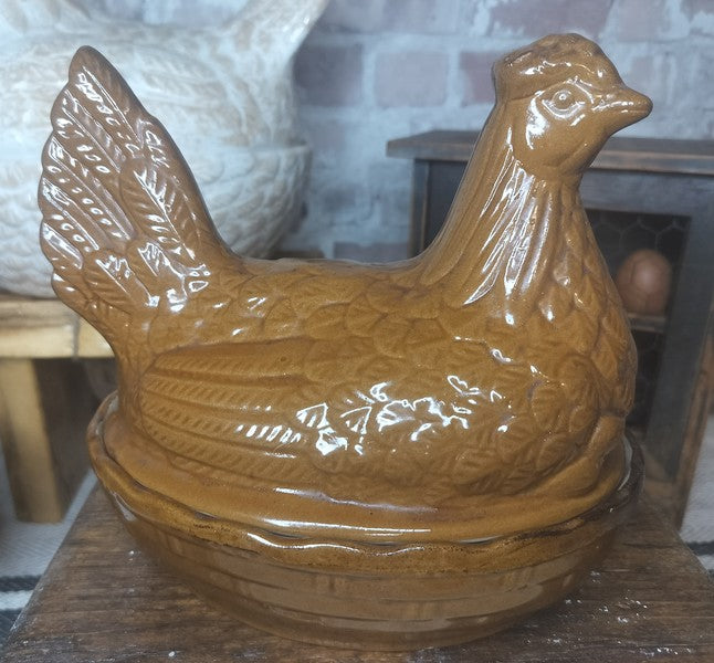Vintage Hen on Nest by Moira Pottery