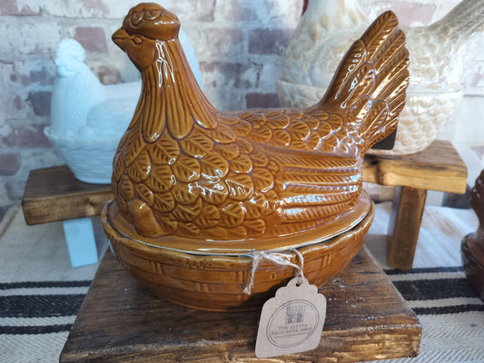 Vintage Moira Pottery Hen on Nest – Classic English Egg Holder