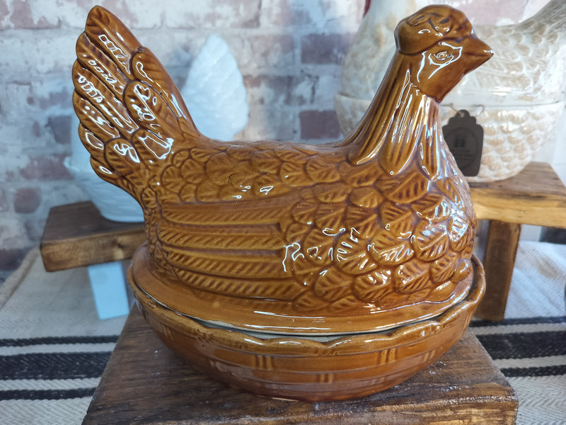 Vintage Moira Pottery Hen on Nest – Classic English Egg Holder
