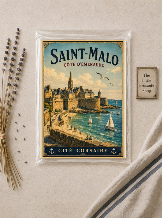 Saint-Malo – Côte d'Émeraude | Vintage Brittany Travel Print, Coastal
French Country
Breton
Nautical
Historic European
Vintage Travel
Cottage Style
Rustic Chic
Contemporary Classic
Scandinavian
Heritage Interiors
Timeless European wall artwork.