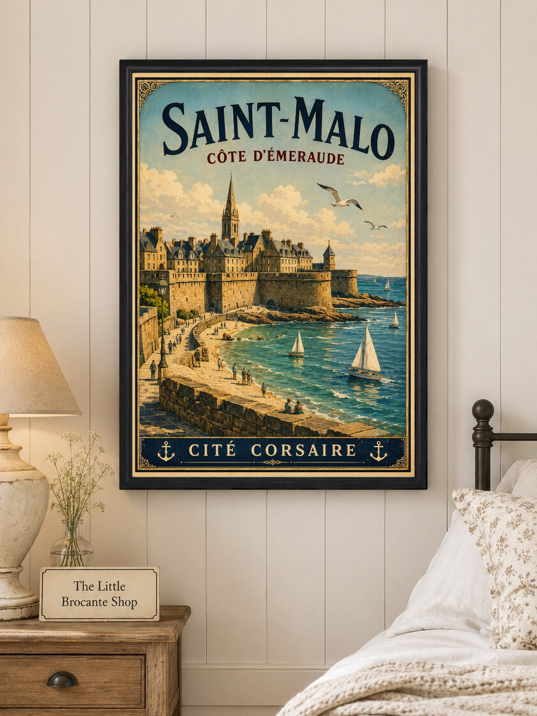 Saint-Malo – Côte d'Émeraude | Vintage Brittany Travel Print, Coastal
French Country
Breton
Nautical
Historic European
Vintage Travel
Cottage Style
Rustic Chic
Contemporary Classic
Scandinavian
Heritage Interiors
Timeless European wall artwork.